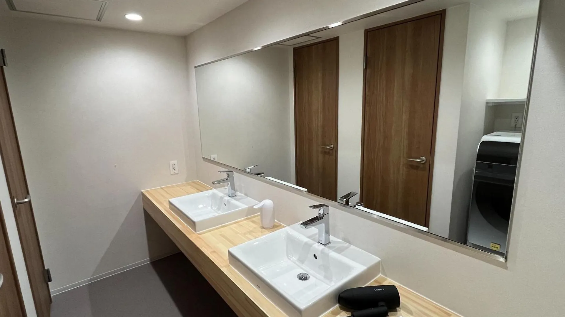 Hotel Manga Art Hotel, Bakurocho - Vacation Stay 24887V Tokyo Japan